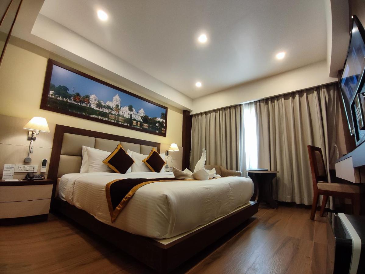 Hotel Rimi International Agartala Exteriér fotografie