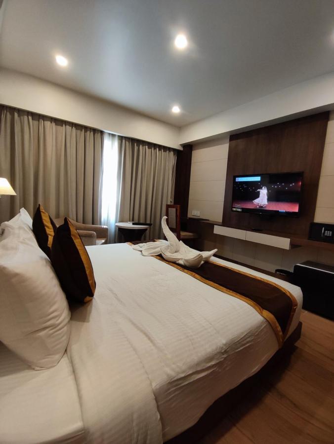 Hotel Rimi International Agartala Exteriér fotografie