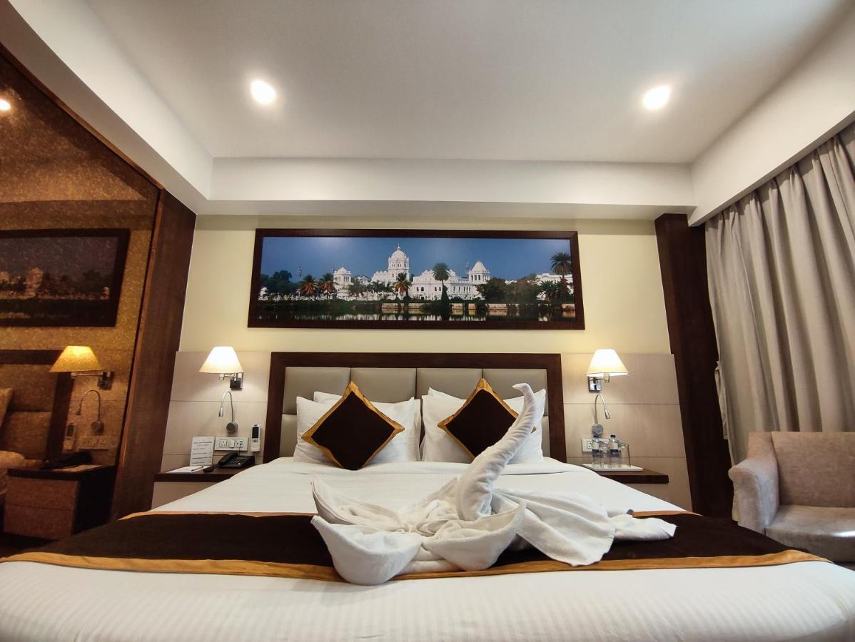 Hotel Rimi International Agartala Exteriér fotografie