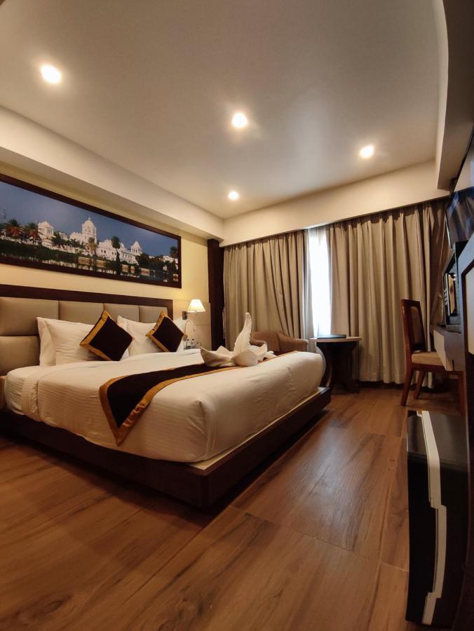 Hotel Rimi International Agartala Exteriér fotografie